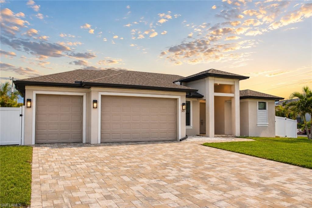 CAPE CORAL - Residential