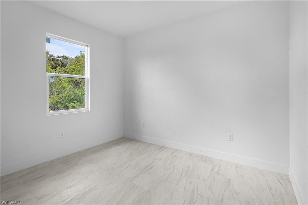LEHIGH ACRES - Residential Income