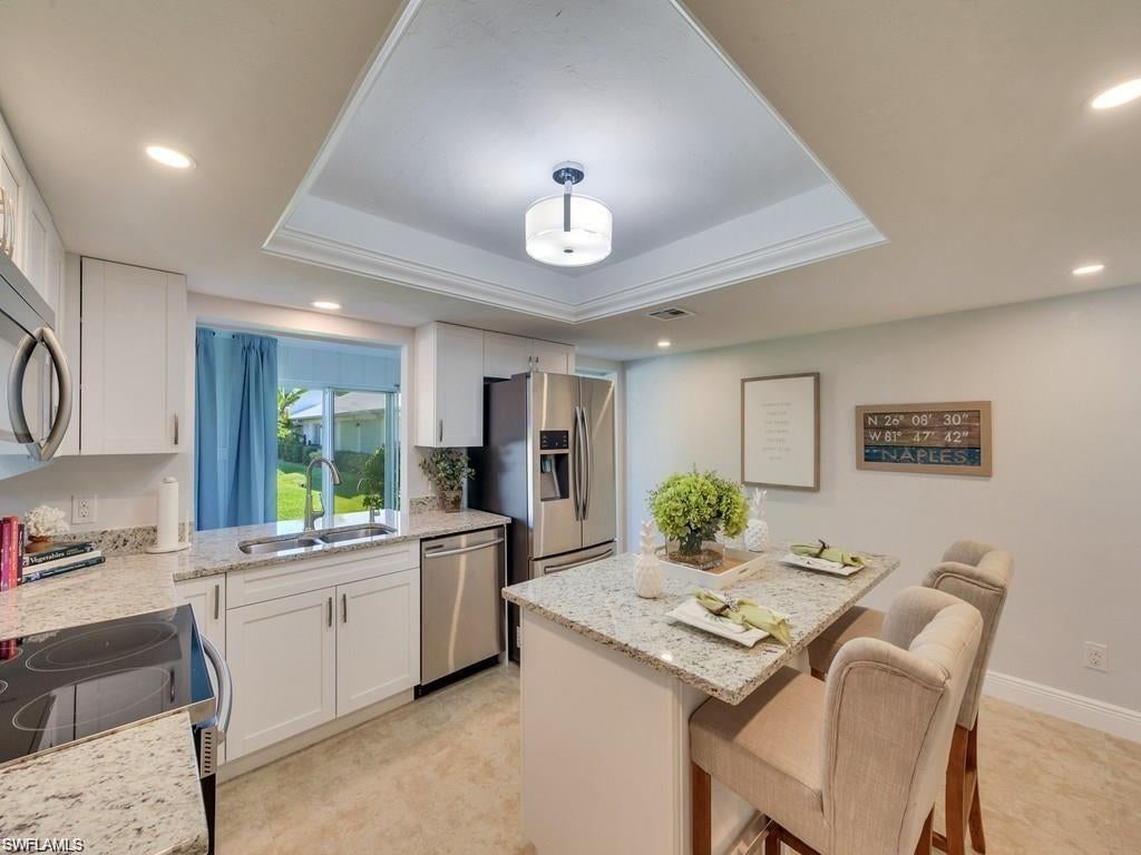 PARK WEST VILLAS - Residential