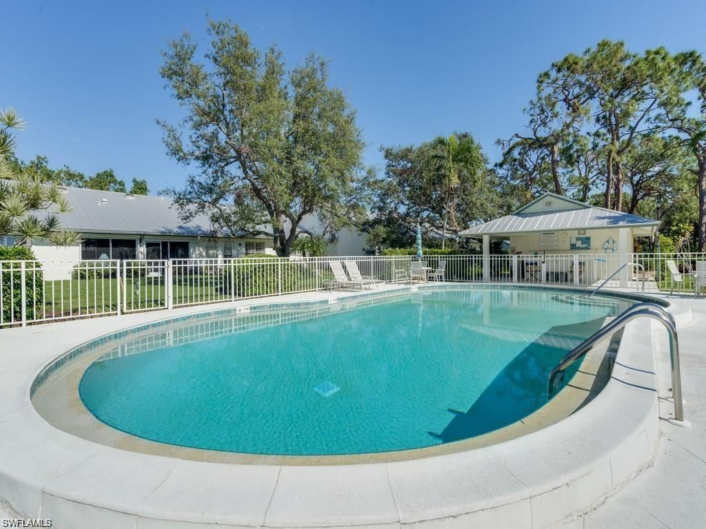 PARK WEST VILLAS - Residential