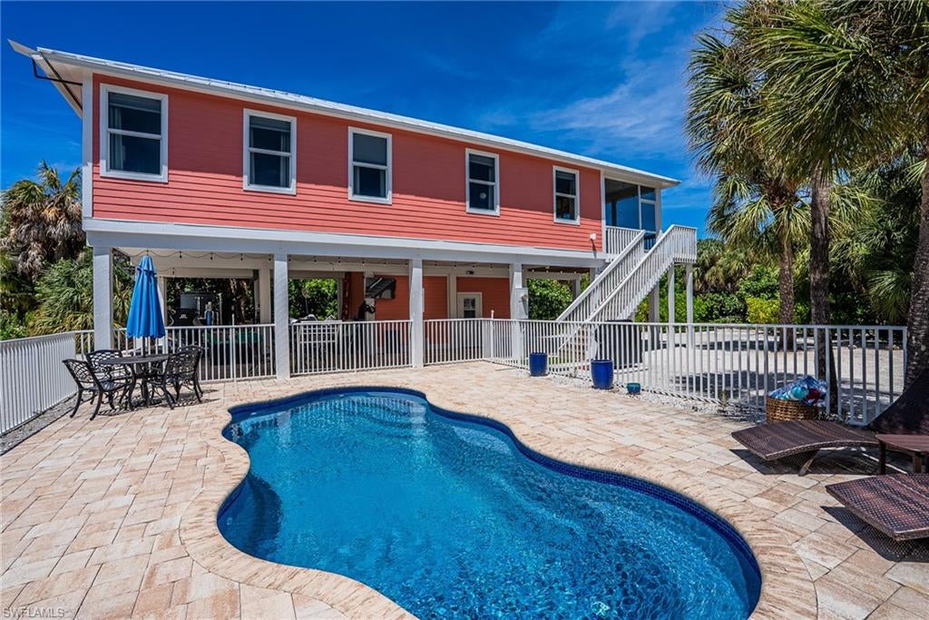 NORTH CAPTIVA DUNES - Residential