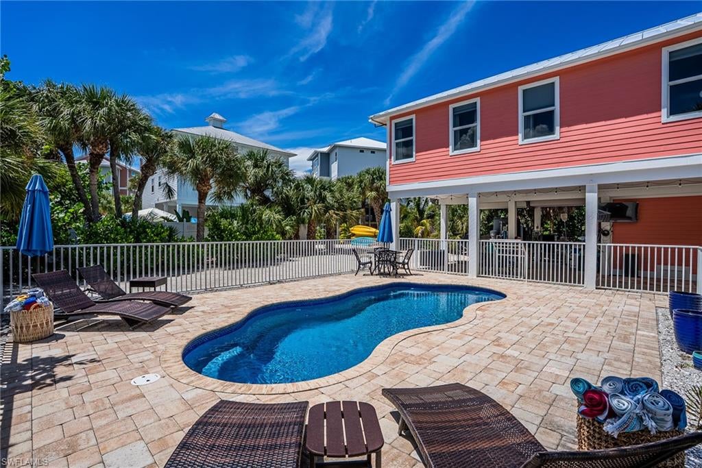 NORTH CAPTIVA DUNES - Residential