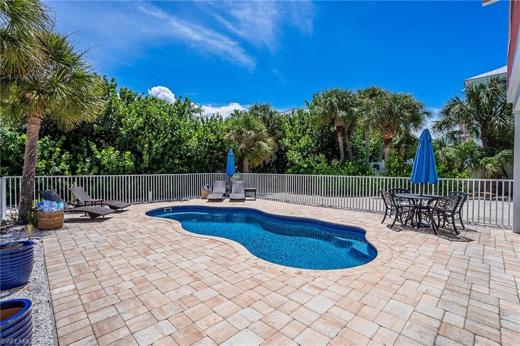 NORTH CAPTIVA DUNES - Residential