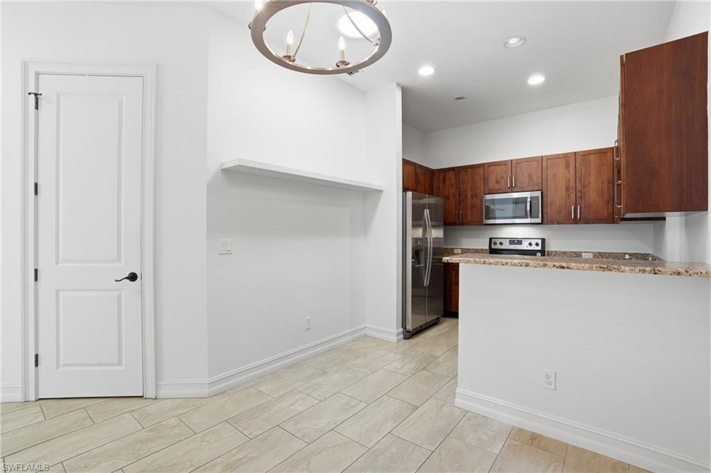 ACREAGE - Residential Lease