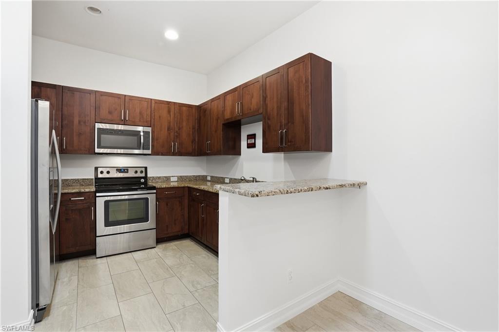 ACREAGE - Residential Lease