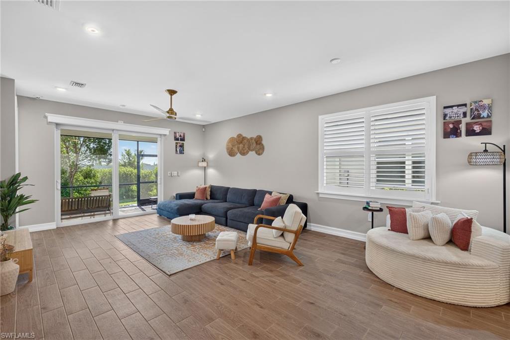ENBROOK - Residential