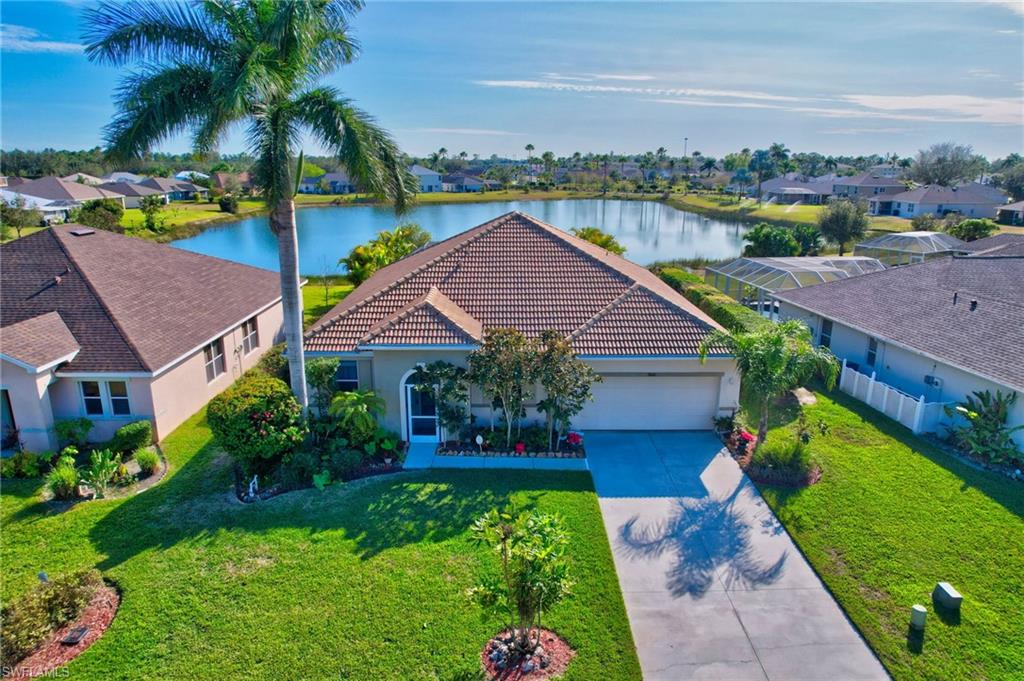 TOWN LAKES - Residential