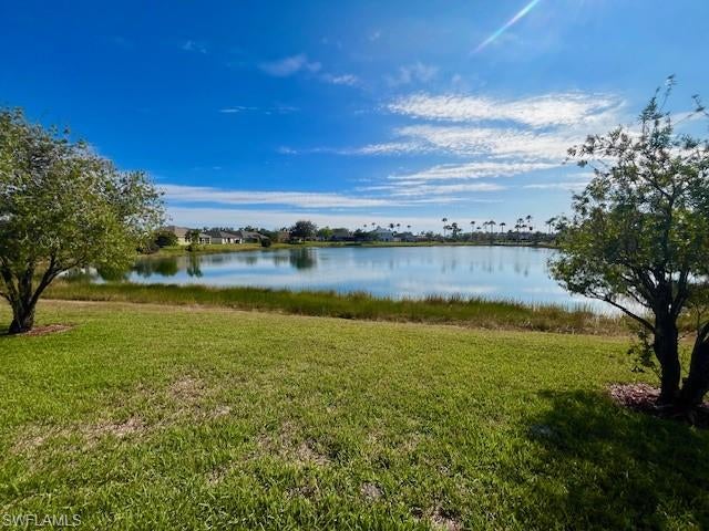 TOWN LAKES - Residential