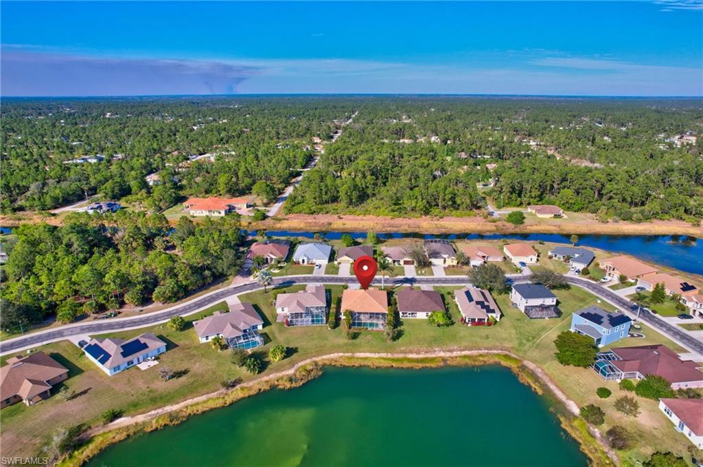 TOWN LAKES - Residential