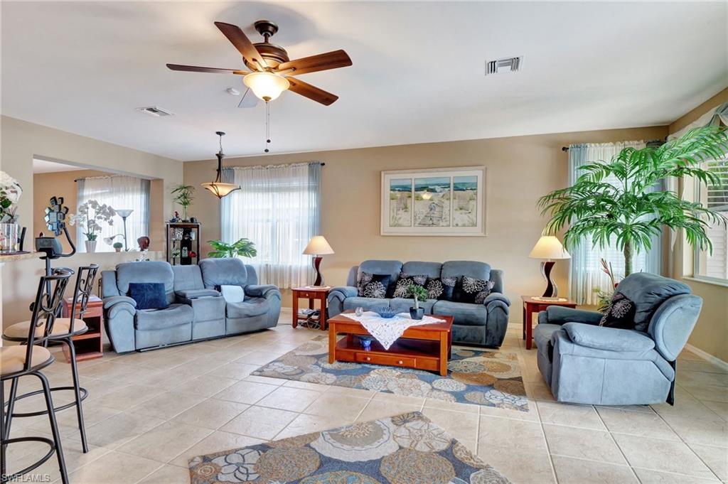 TOWN LAKES - Residential