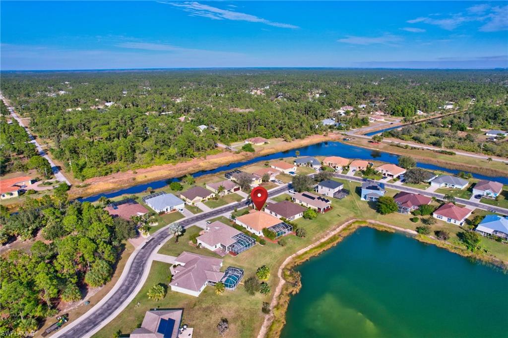 TOWN LAKES - Residential
