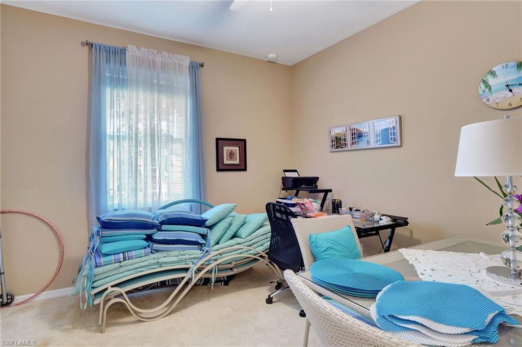 TOWN LAKES - Residential