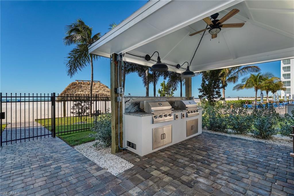 ISLAND WINDS CONDO - Residential