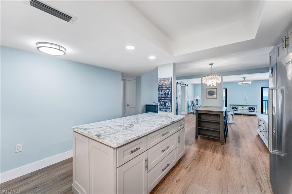 ISLAND WINDS CONDO - Residential