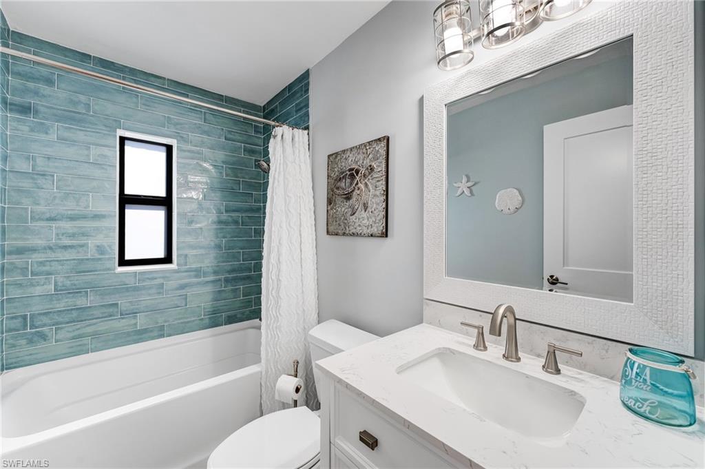 ISLAND WINDS CONDO - Residential