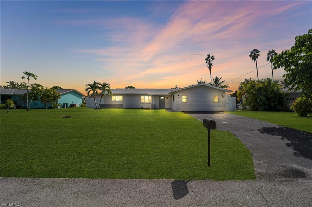 CAPE CORAL - Residential