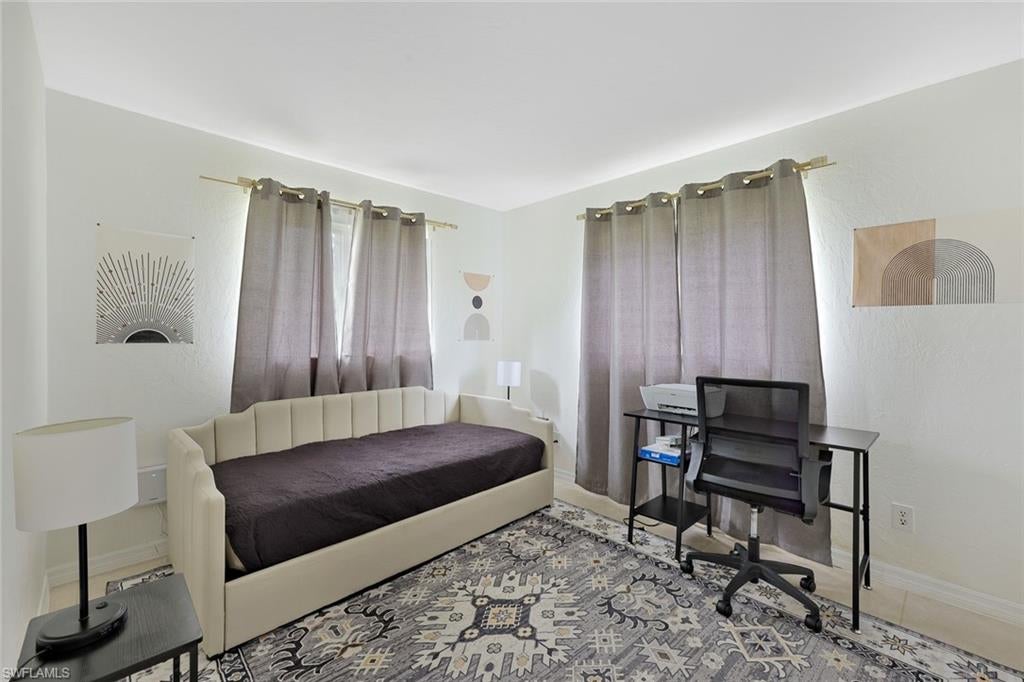 CAPE CORAL - Residential Income