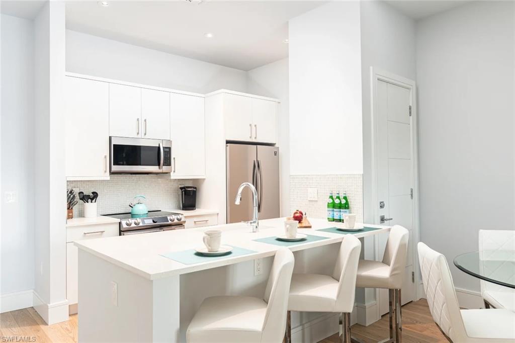 SOCE FLATS - Residential Lease
