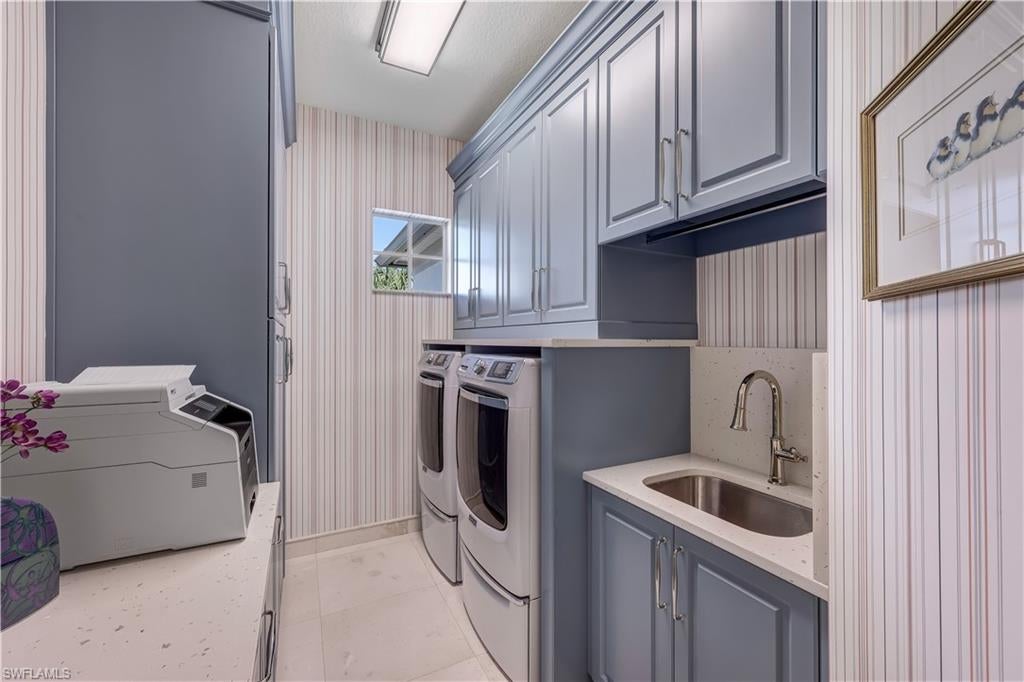 OAK HAMMOCK - Residential