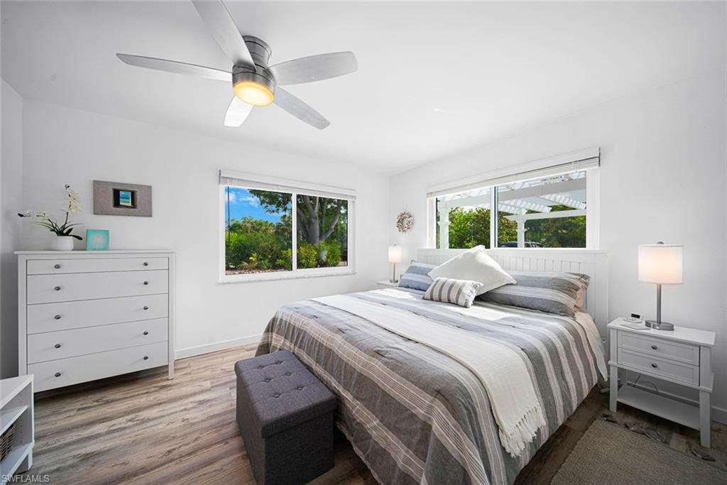 SANIBEL BAYOUS - Residential