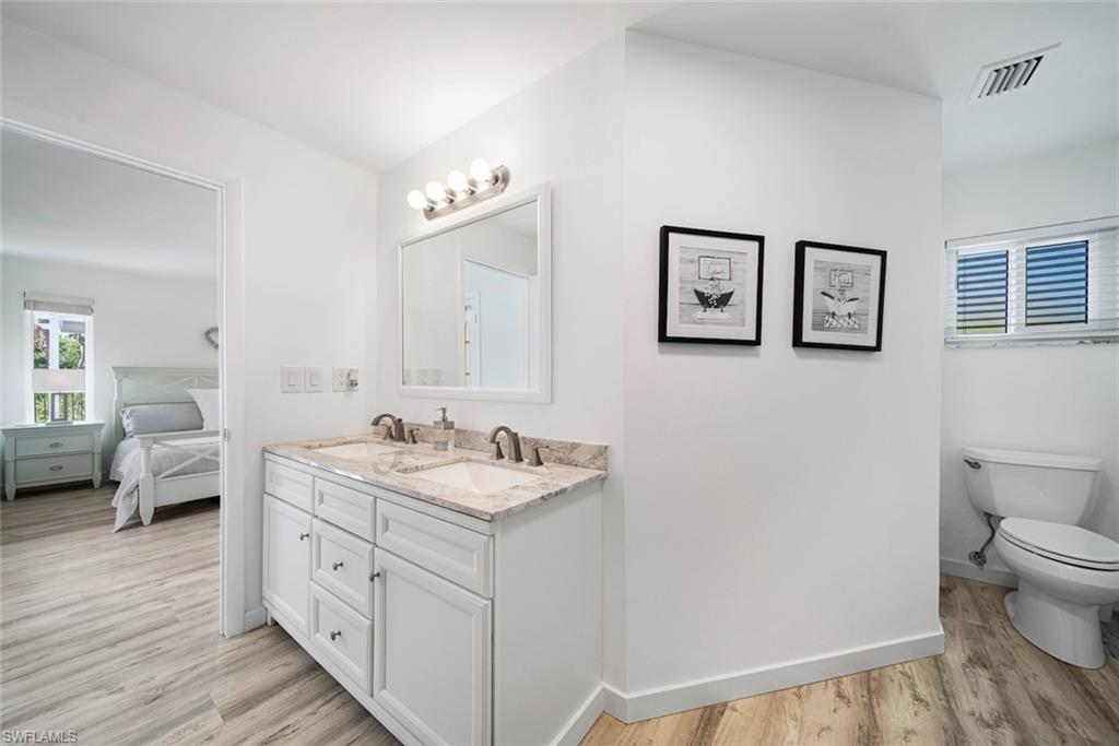 SANIBEL BAYOUS - Residential