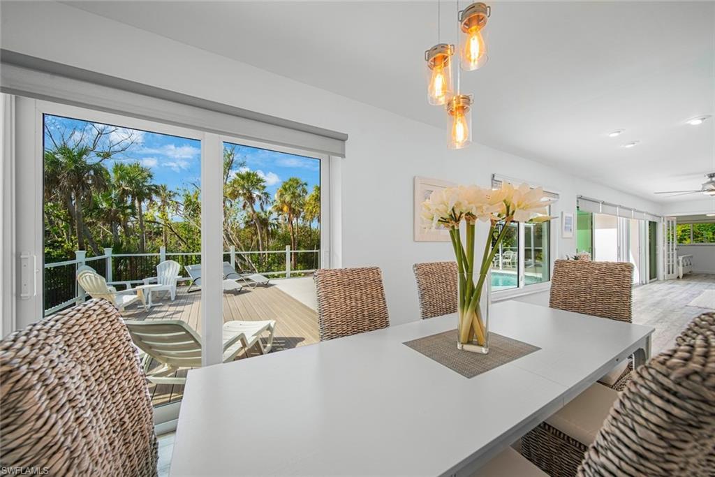 SANIBEL BAYOUS - Residential