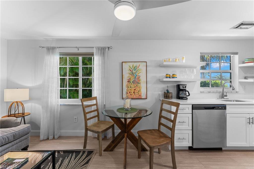 NAPLES PARK - Residential Income