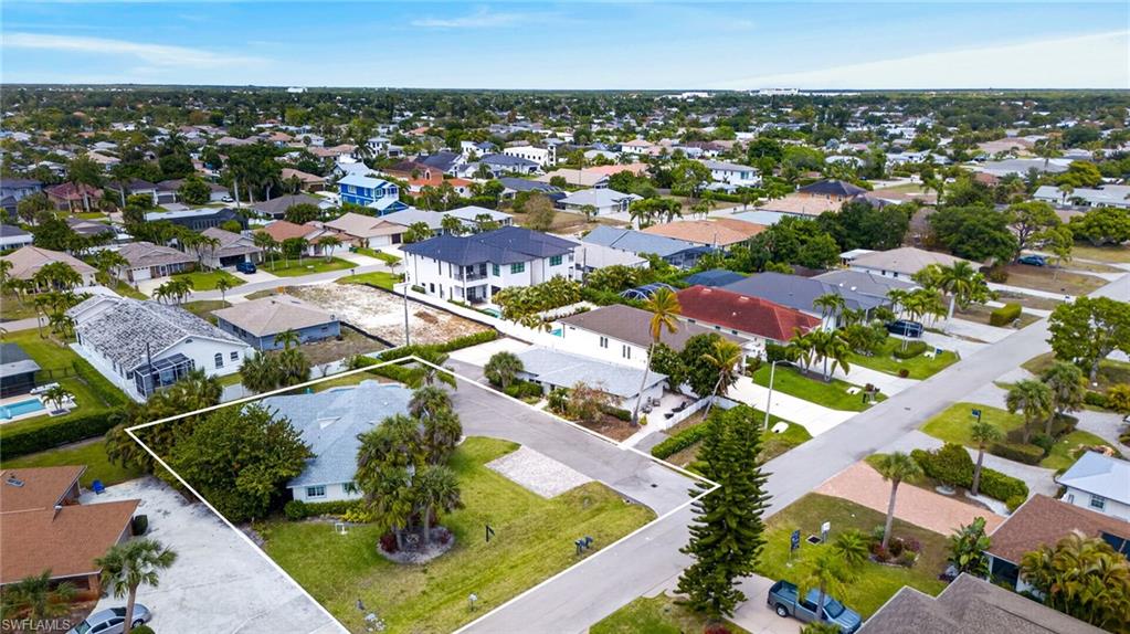 NAPLES PARK - Residential Income