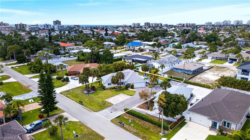 NAPLES PARK - Residential Income