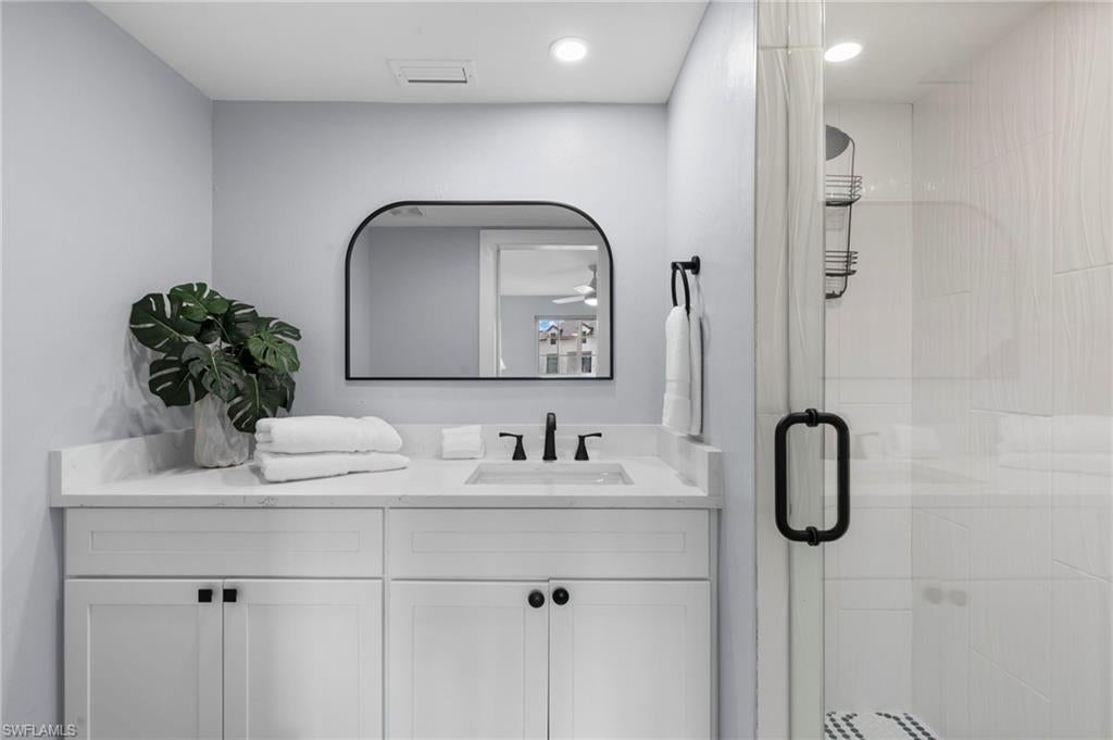 NAPLES PARK - Residential Income