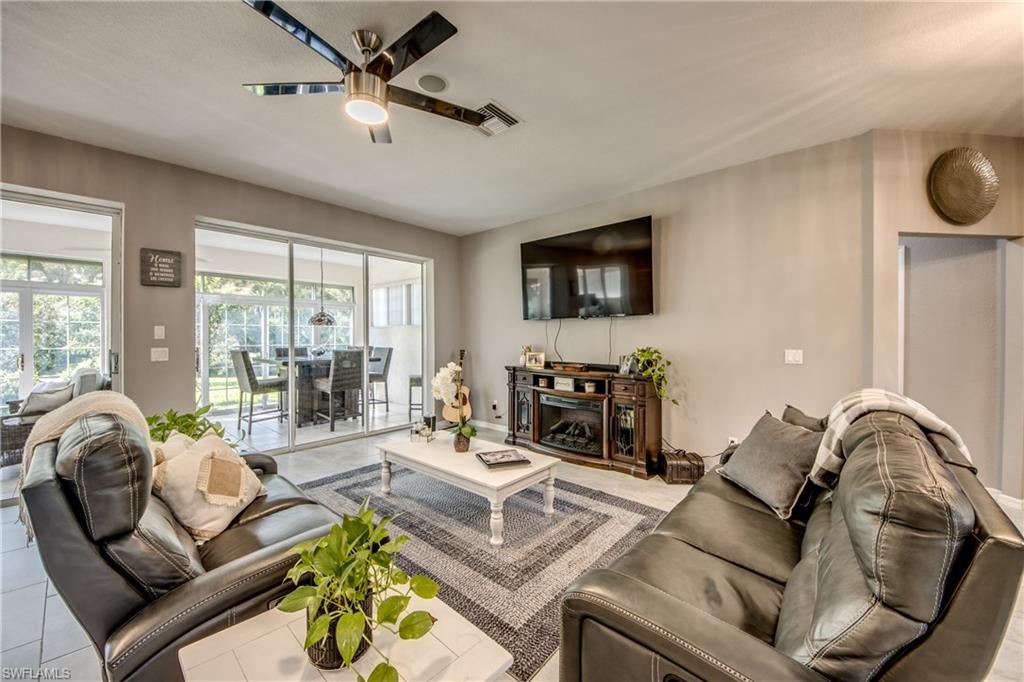 DEL VERA COUNTRY CLUB - Residential