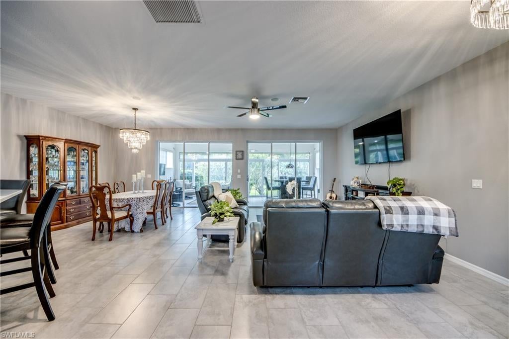 DEL VERA COUNTRY CLUB - Residential