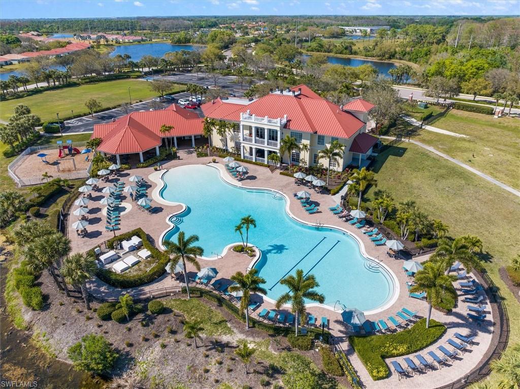 COUNTRY CLUB - Residential