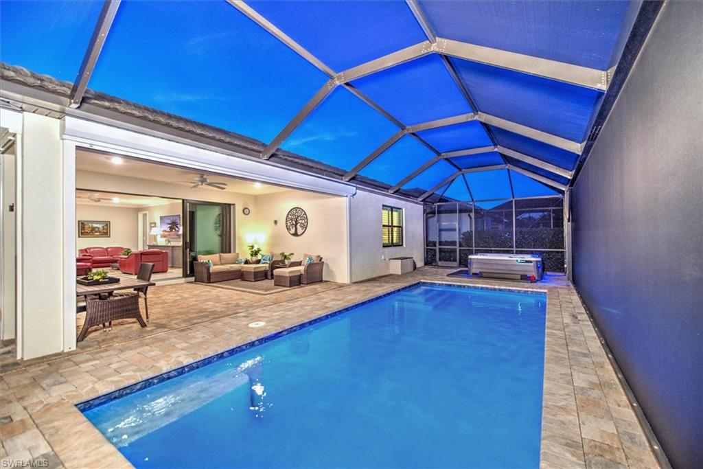 COUNTRY CLUB - Residential