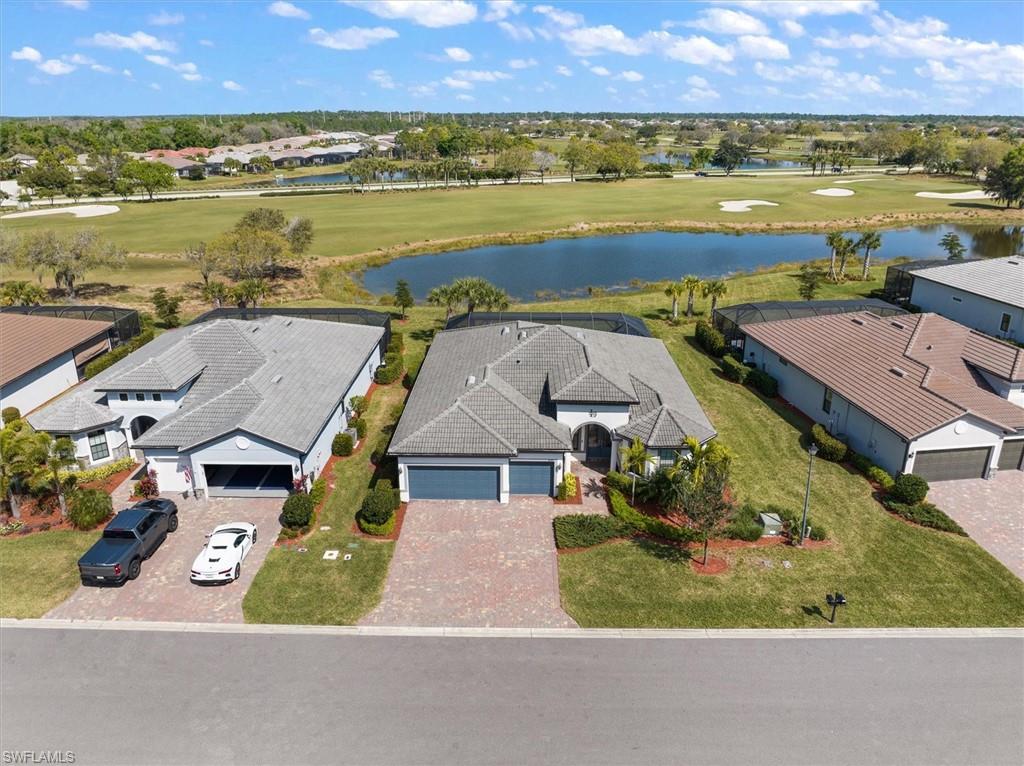 COUNTRY CLUB - Residential