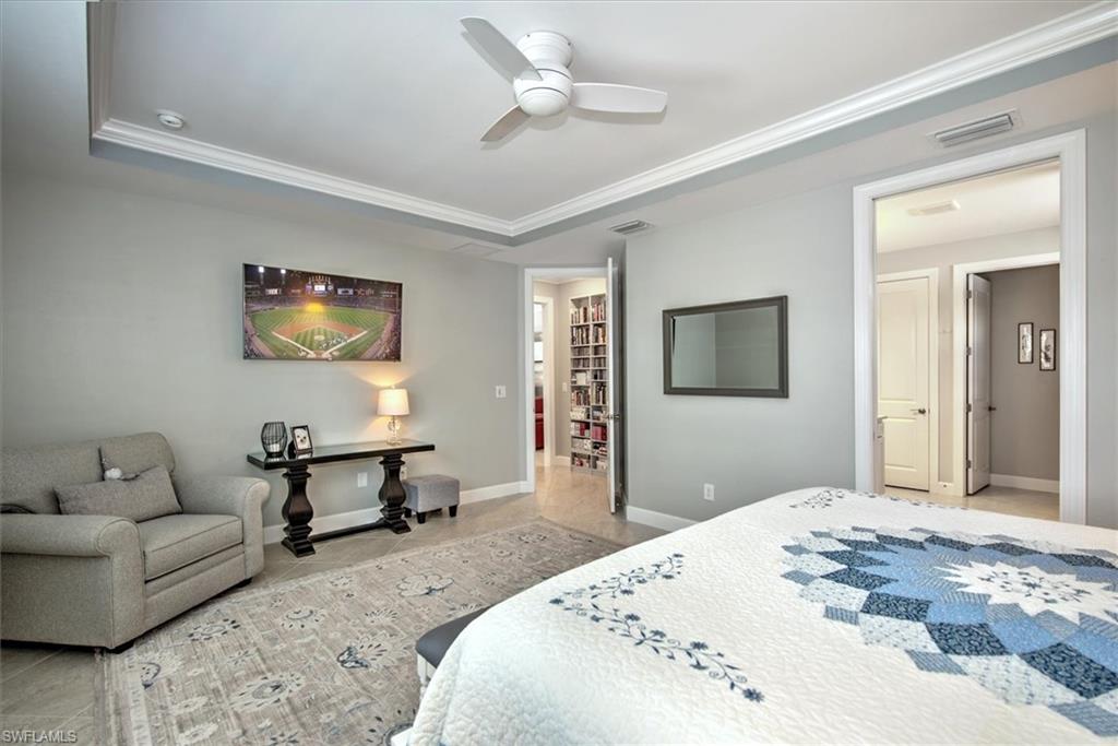 COUNTRY CLUB - Residential