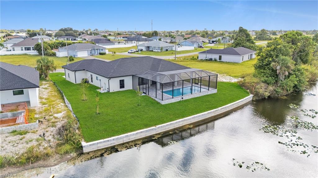 CAPE CORAL - Residential