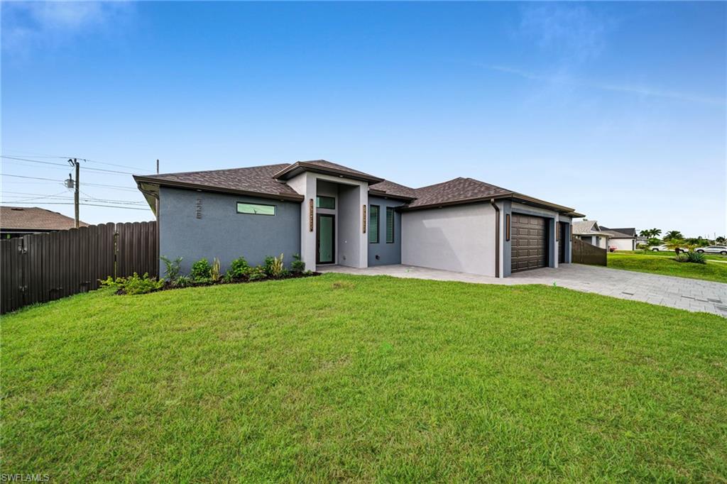 CAPE CORAL - Residential