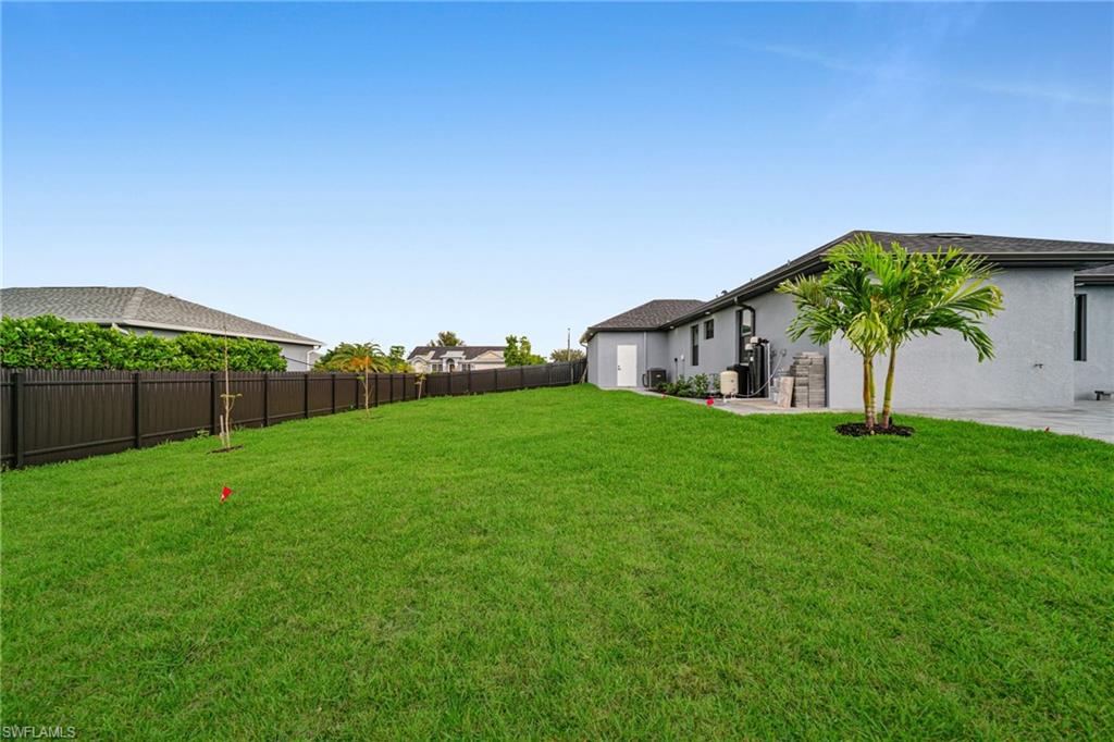 CAPE CORAL - Residential