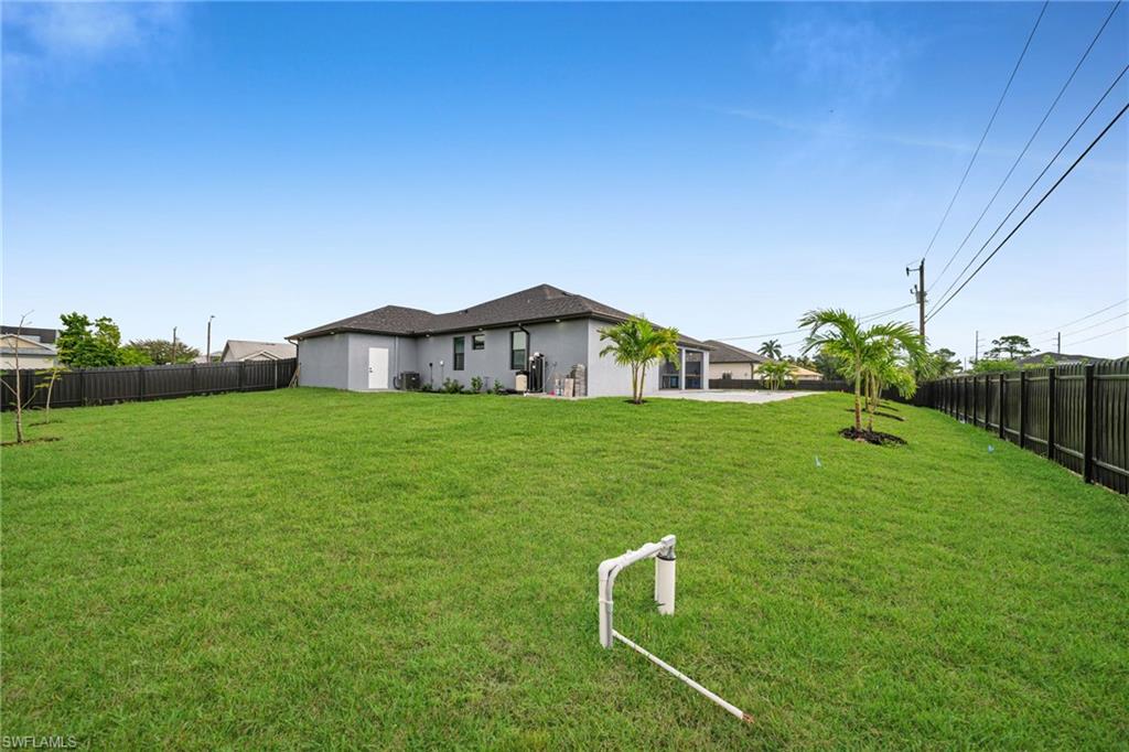 CAPE CORAL - Residential