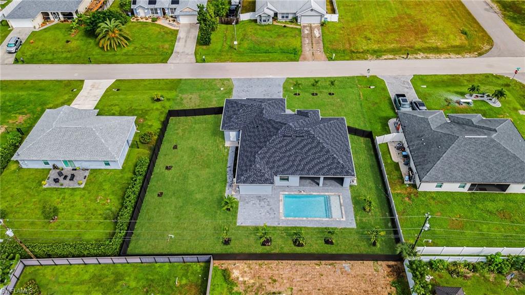 CAPE CORAL - Residential