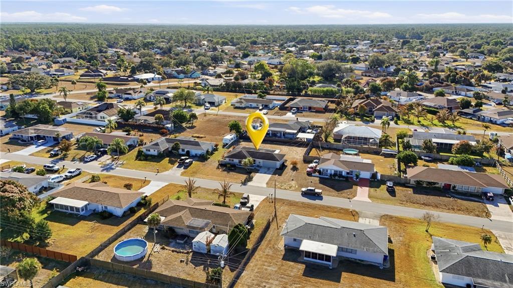 COUNTRY CLUB ESTATES - Residential