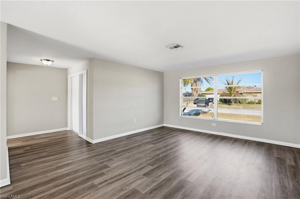 COUNTRY CLUB ESTATES - Residential