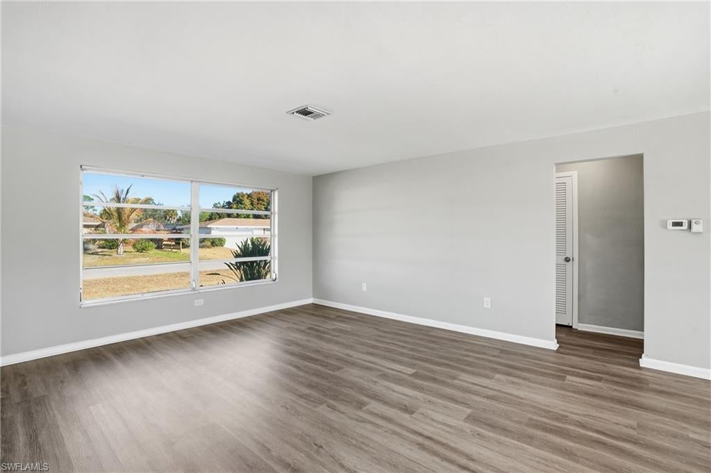 COUNTRY CLUB ESTATES - Residential