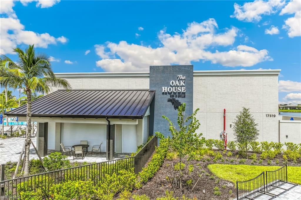 DEL WEBB OAK CREEK - Residential