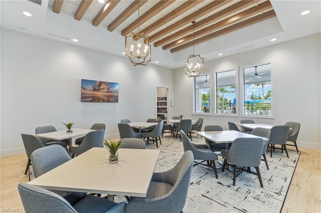 DEL WEBB OAK CREEK - Residential