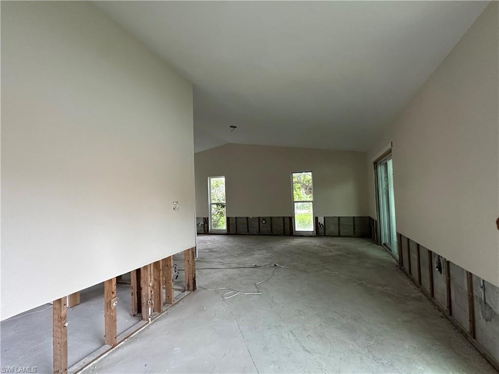 SANIBEL HIGHLANDS - Residential