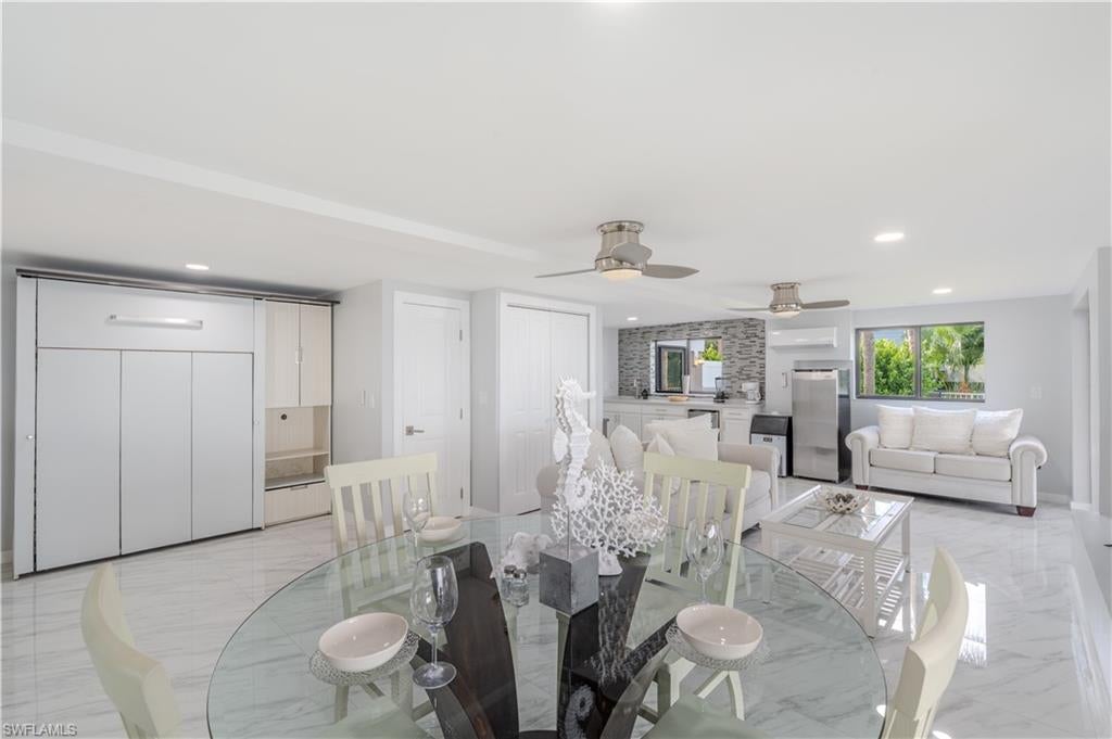 HYDE PARK - Residential