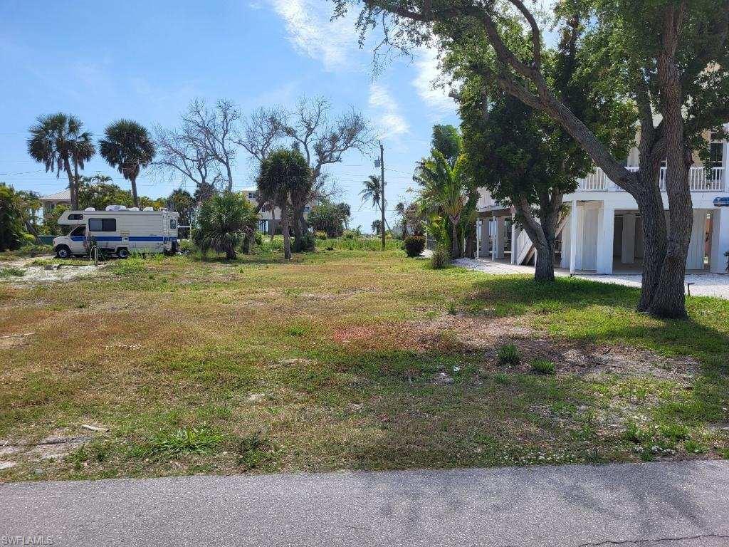 MCPHIE PARK - Land