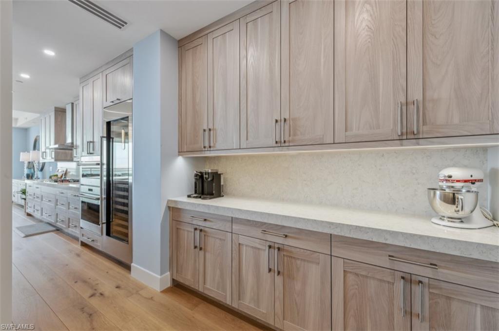 KALEA BAY TOWER 200 - Residential